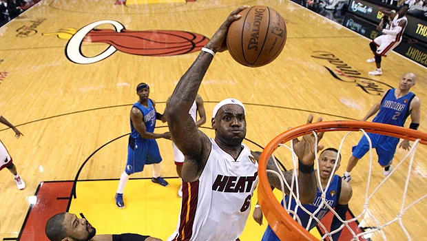 Heat beat Mavs in series opener