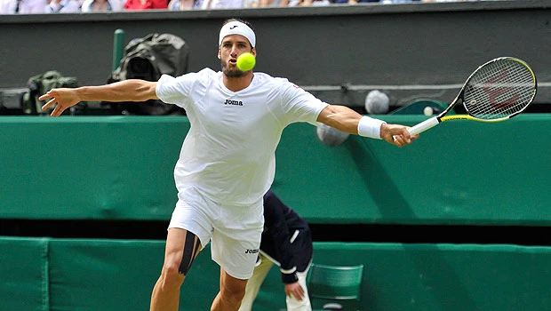 Lopez rocks Roddick in Wimbledon