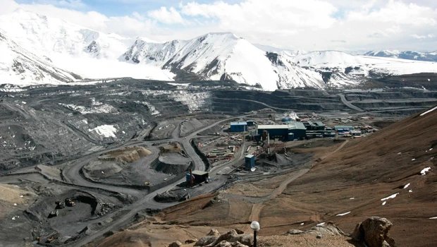 Kyrgyz PM vows transparency on mining deals