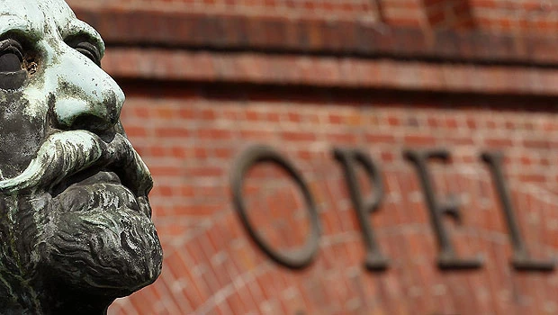 Merkel seeks clarity on Opel from GM