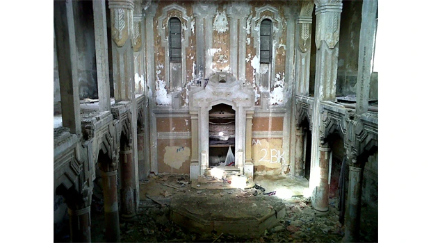 In ravaged Libya, ghosts of a Jewish past