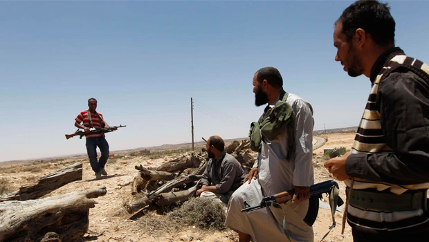 Libyan rebels make fresh gains but fear fuel shortage