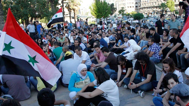 Protests scare away tourists, hotels deserted