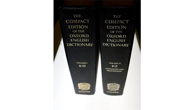 Comma commotion subsided by Oxford