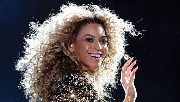 Beyonce fulfils “dream,” rocks muddy Glastonbury
