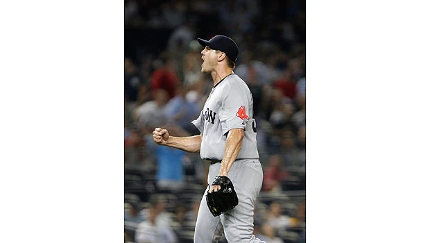 Ortiz homer helps Red Sox beat Yankees