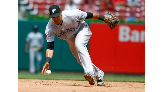 Dodgers late burst thwarts Angels
