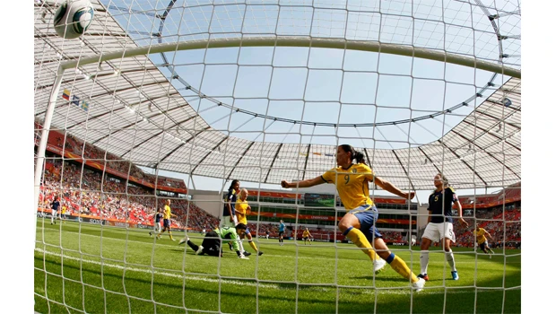 Sweden edges past Colombia in Women's World Cup