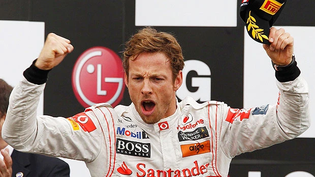 Button wins rain-hit Canadian GP