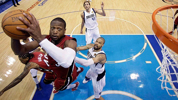 Wade, James lift Heat to 2-1 lead in NBA finals