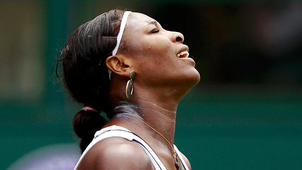 Serena wins on return to Wimbledon