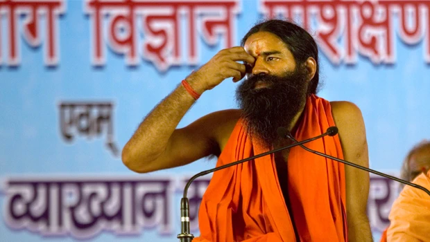 Police break up Indian yoga guru’s hunger strike