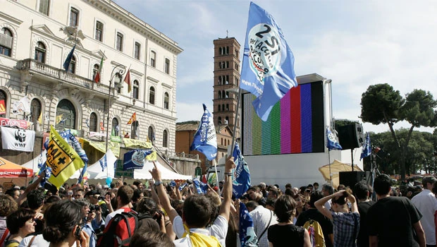 Berlusconi suffers stinging referendum defeat