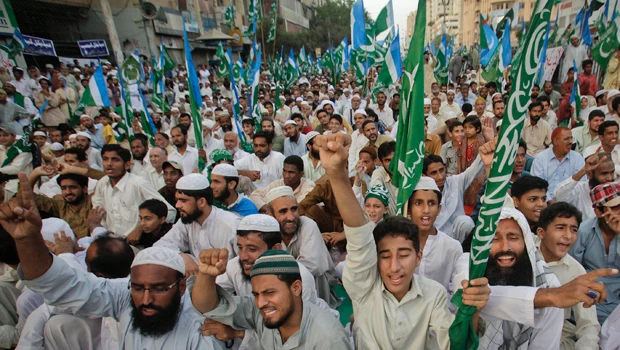 Pakistan minister confirms Al-Qaeda commander dead