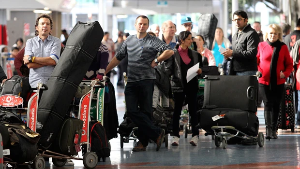 Australia, NZ flights resume as Chile volcano cloud rises