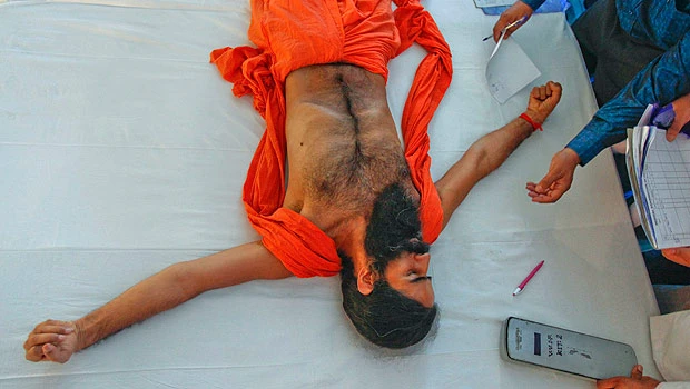 Fasting yoga guru stable in hospital