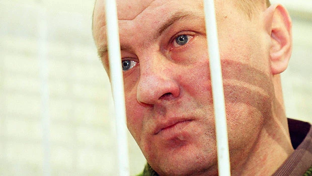 Ex-Russian officer who killed Chechen shot dead