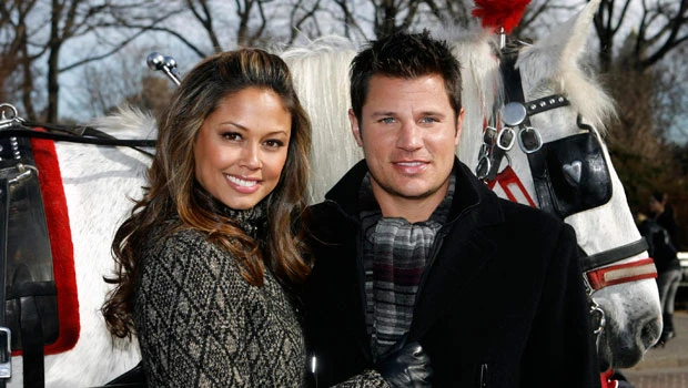 Minnillo, Lachey are married