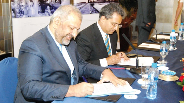 ACWA Power and World Bank sign deal for Jordan project