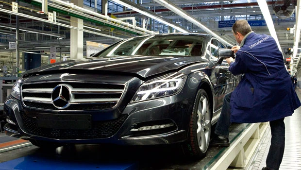 Daimler sees emerging market car demand cooling