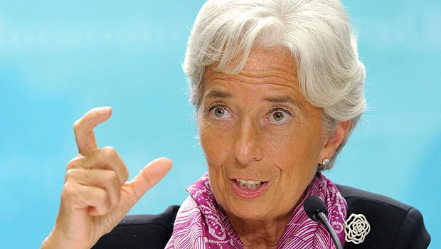 IMF approves 3.2 bln euro loan tranche for Greece