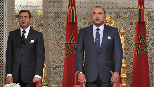 Moroccan king urges prompt elections to speed reforms