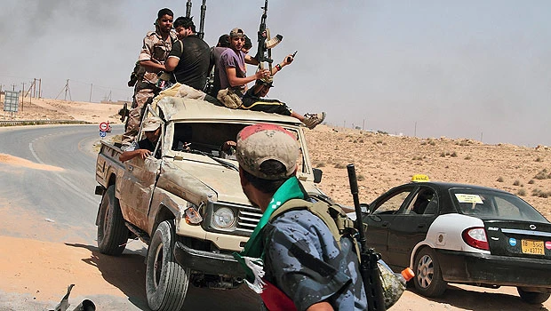 Libyan fighters set for renewed push to Tripoli