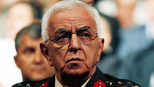 Turkey's military chiefs quit