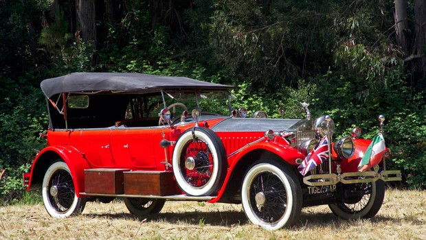 Tiger hunting Rolls Royce of Indian maharaja up for grabs