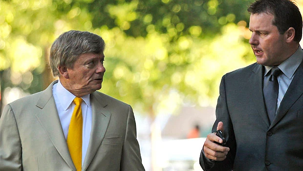 Clemens faces jury of 10 women, 2 men