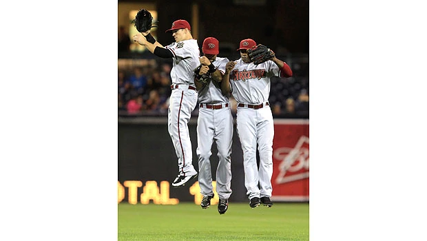 Upton, Nady power D-backs past Padres 4-3