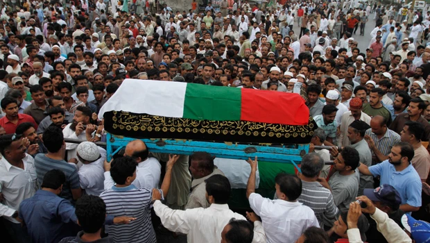 New Karachi violence leaves 44 dead in three days