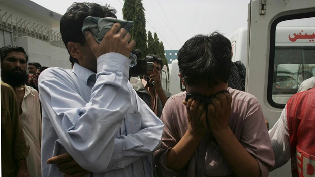 Gunmen kill 39 in 3 days in Karachi