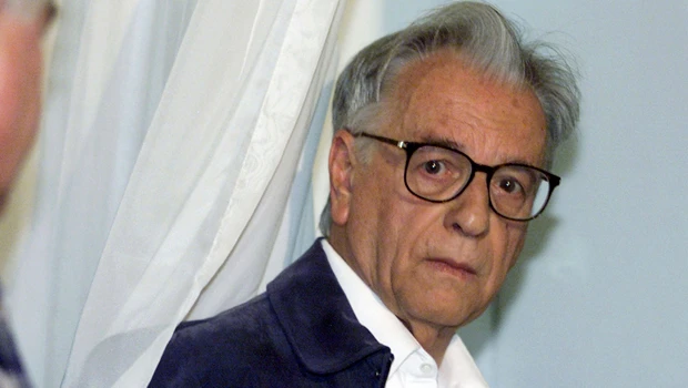 Colorful president who helped stabilize Brazil dies