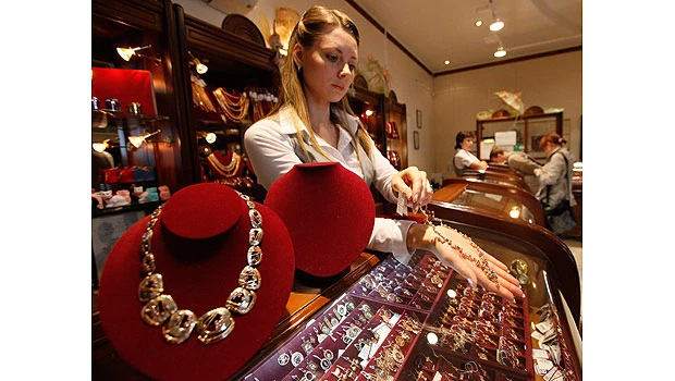 Gold soars to $1,830 and experts say sky's the limit