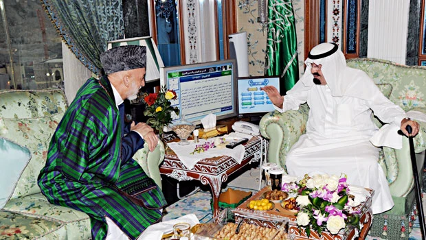King, Karzai discuss major regional issues