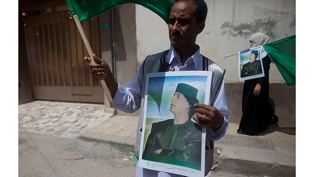Libya bans unauthorized Thurayas, to treat users as spies