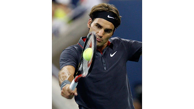 Kvitova falls; Federer, Sharapova through