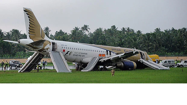 Gulf Air plane skids off runway in India, 137 passengers narrowly escape