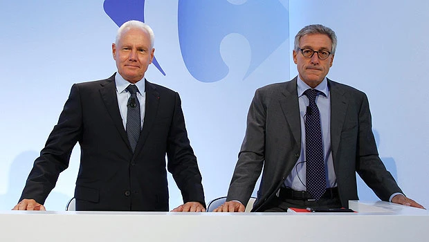 Carrefour warns on 2011 profit