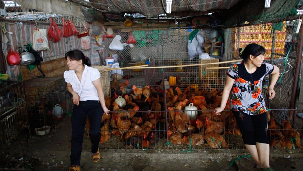 China July inflation picks up, piling pressure on PBoC