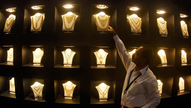 Gold supported by euro zone debt concerns