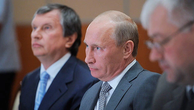 Rosneft teams up with ExxonMobil in Arctic deal