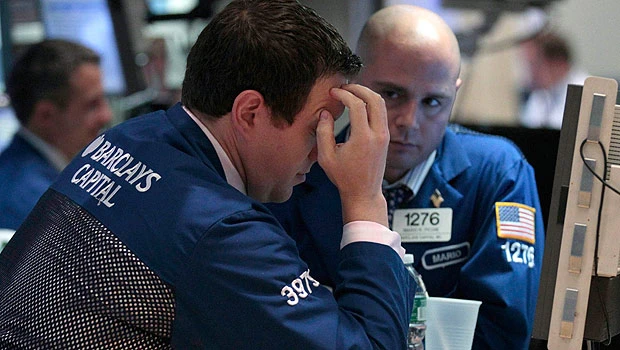 Stocks slide worldwide on recession fears