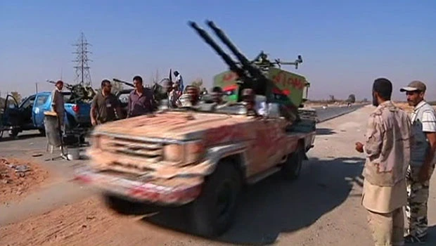 Libyan rebels push front line closer to Tripoli