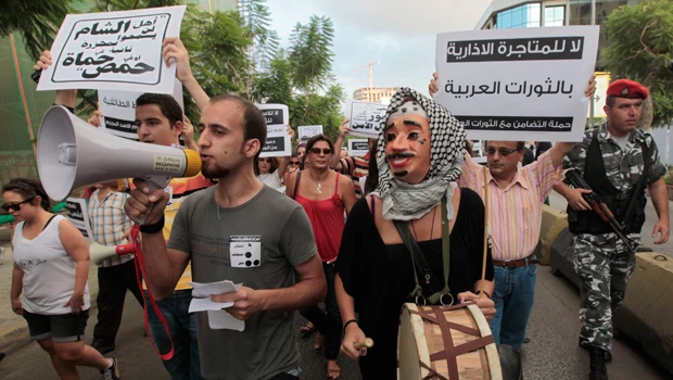 Assad targets Palestinian refugees