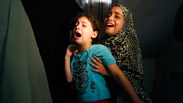 Israeli air strikes kill Gaza militants