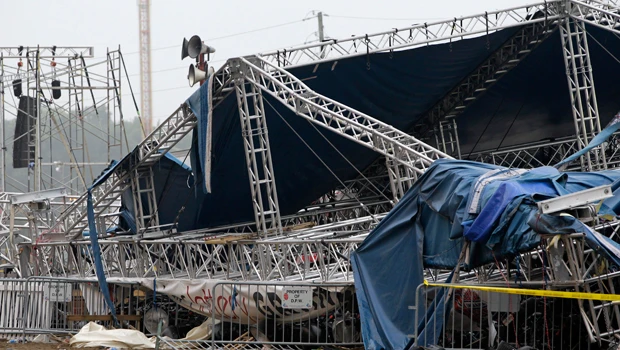 Singer has 'no words' for stage collapse
