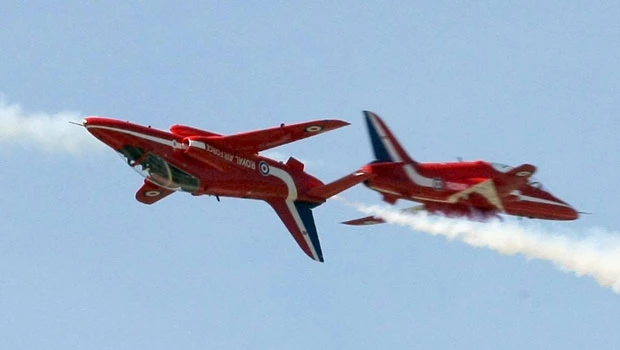 Red Arrows stunt team jet crashes during air show