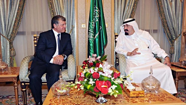 Remove all obstacles facing pilgrims, king tells officials